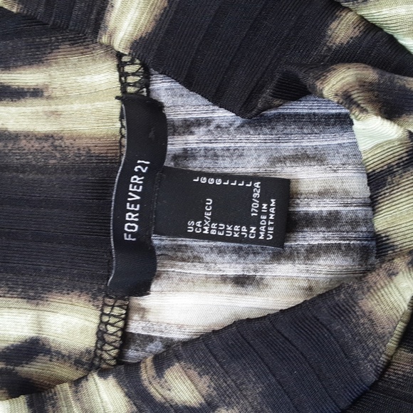 FOREVER 21 dress NWOT - Picture 6 of 8